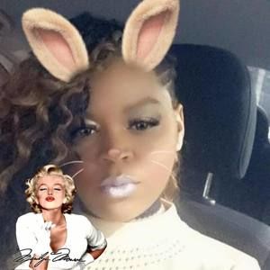 Meet your Posher, Johnnetta